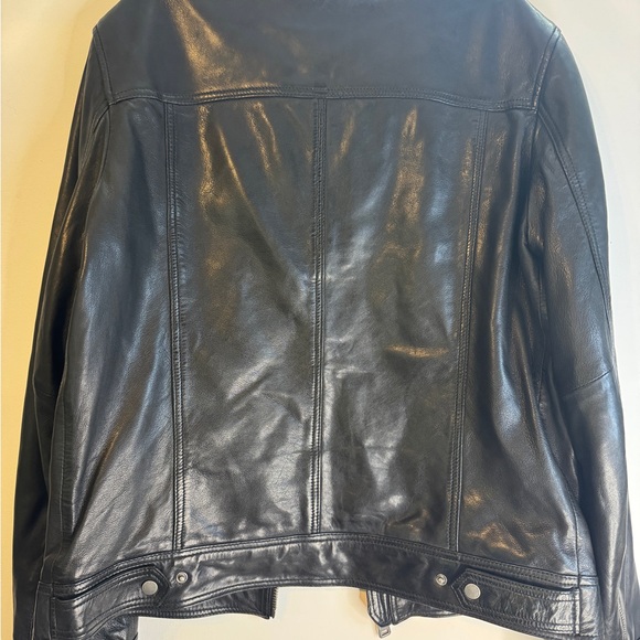 Wilsons Leather Men's Sleek Black Jacket - Picture 2 of 8